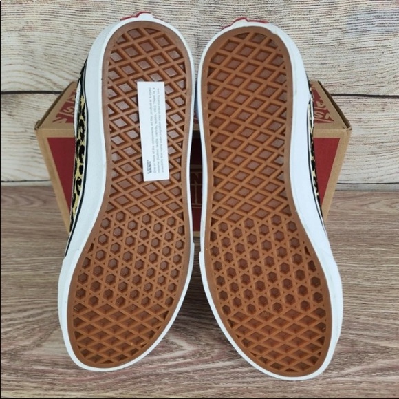 Vans Old Skool Flocked Leopard Sneakers - Picture 7 of 7